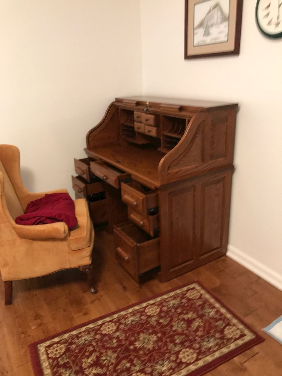 amish-roll-top-desk