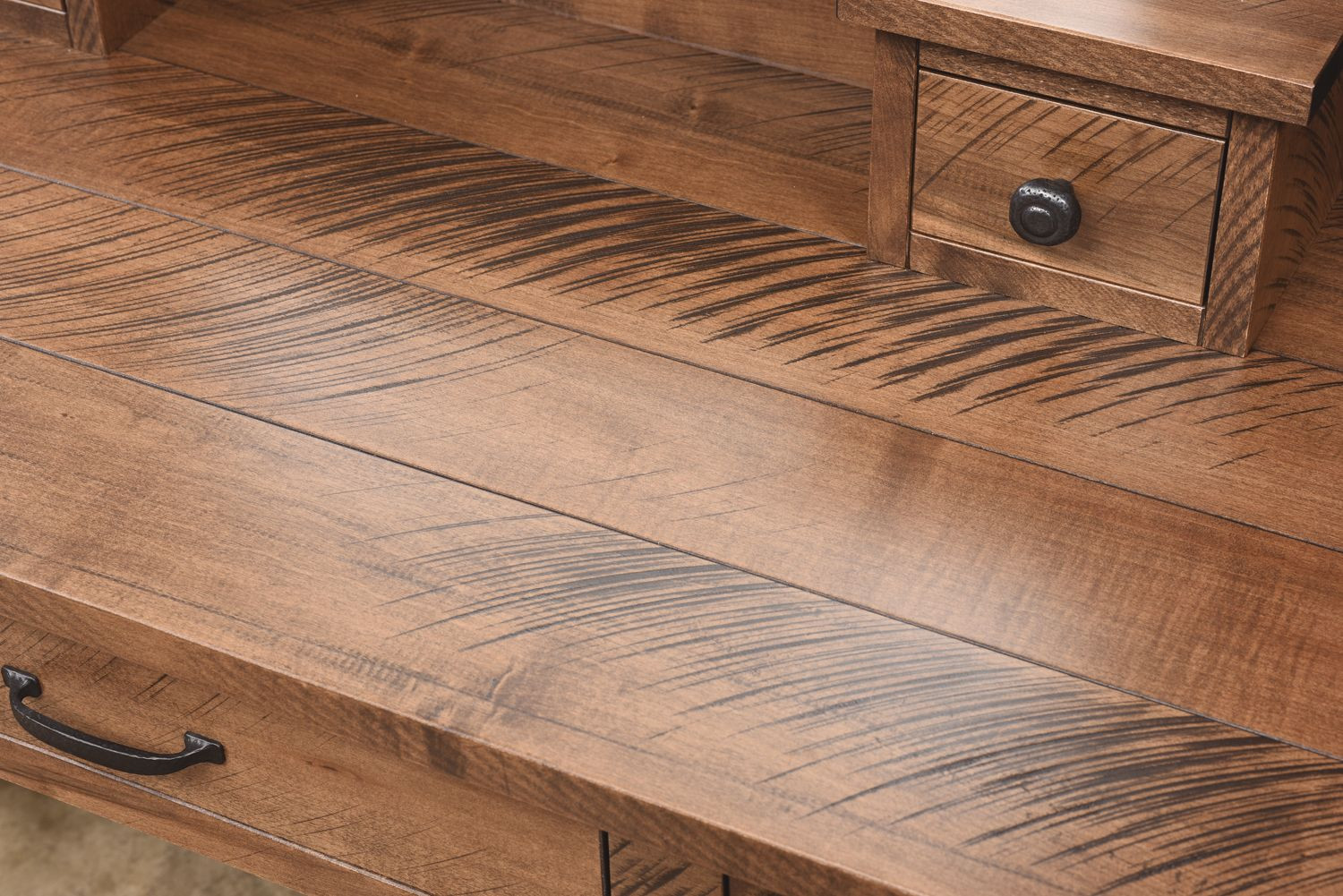 solid-wood-bedroom-vanity-detail