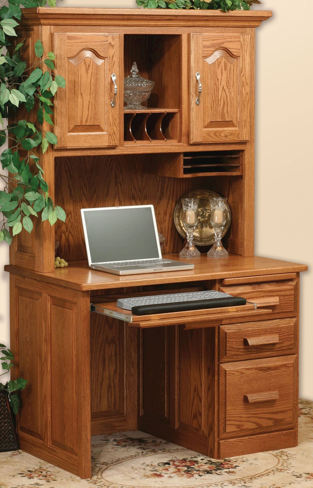 solid-wood-computer-desk-with-hutch