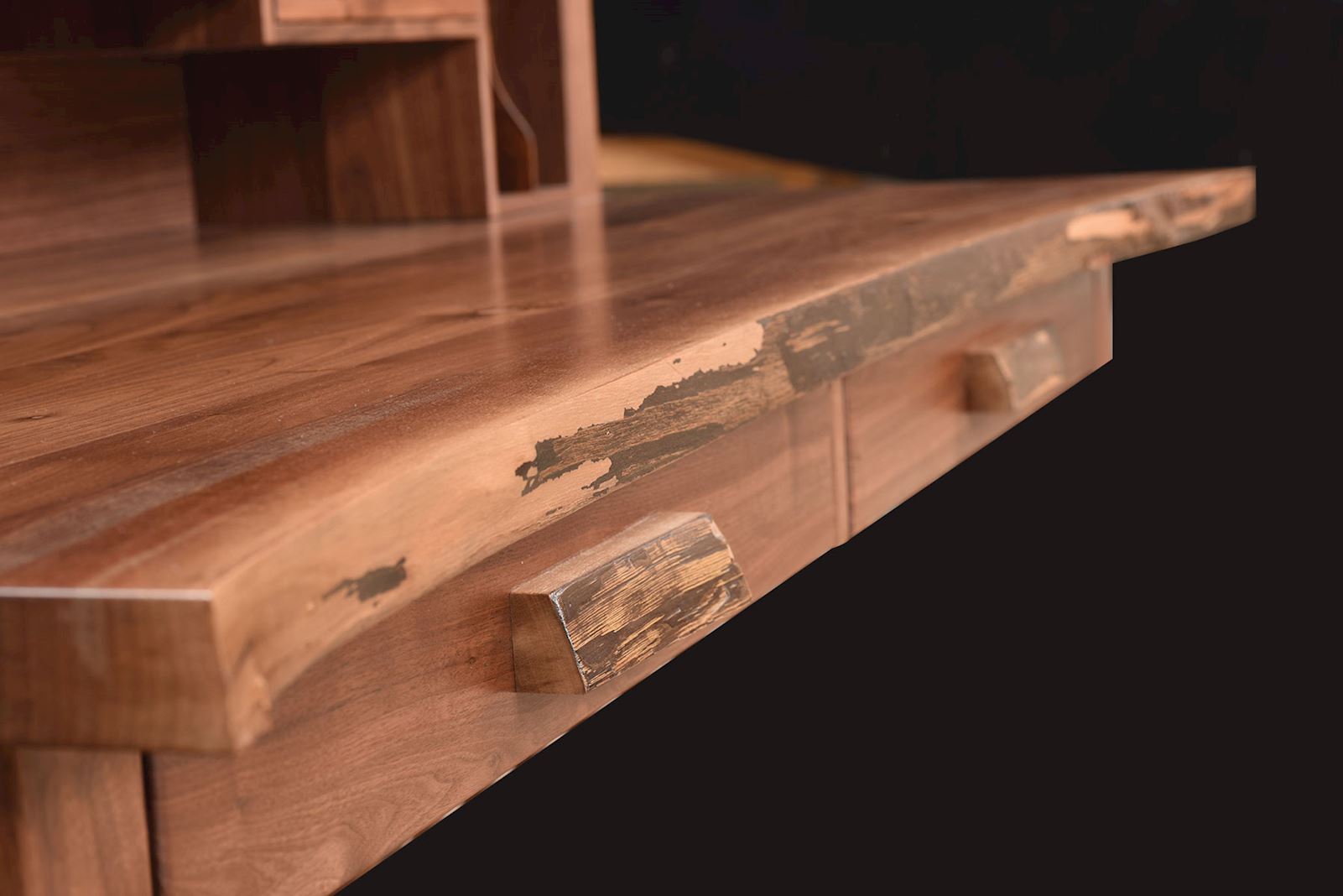 live-edge-rolltop-desk-detail